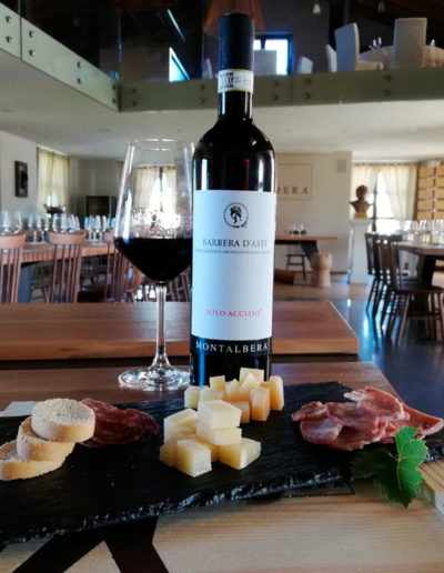 Vini con Salumi e Formaggi presso Azienda Montalbera, Castagnole Monferrato, Piemonte
